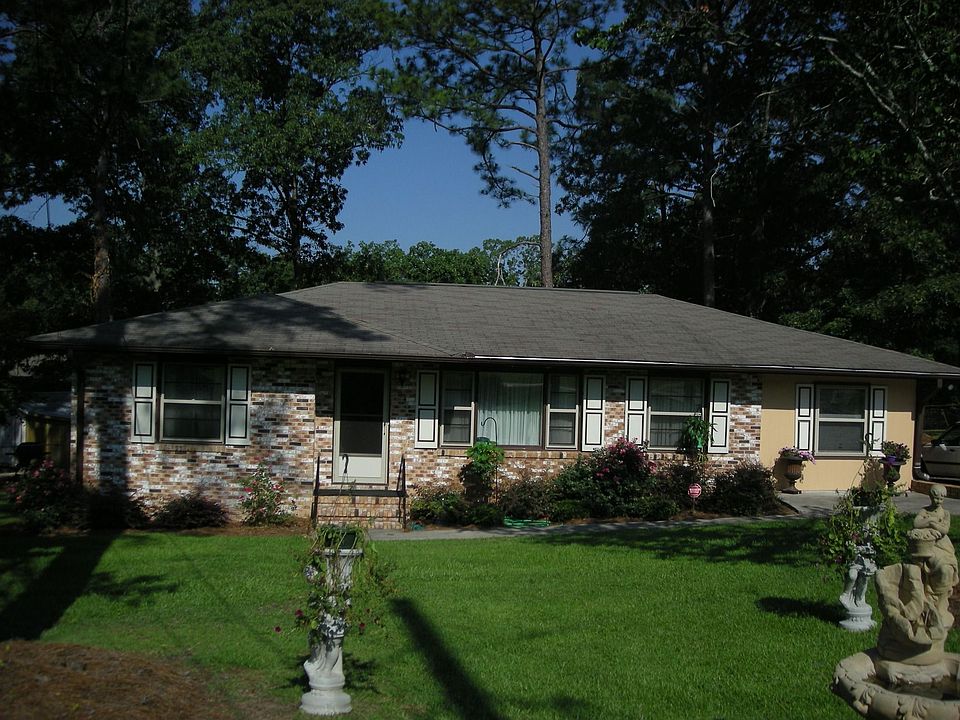 Charming 3Br/2Ba Home