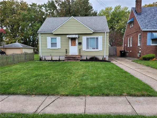 4494 W 157th St, Cleveland, OH 44135