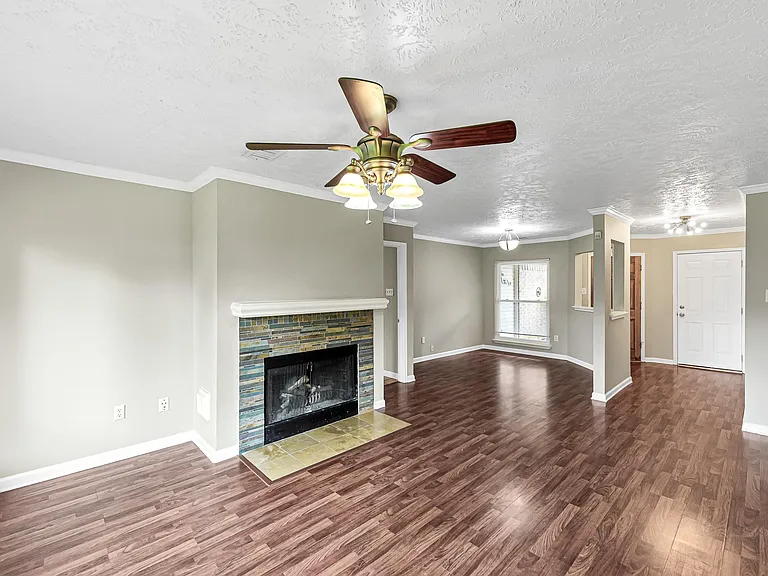 19307 Wildoats Dr — Photo 8