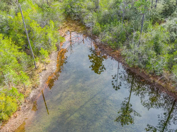 Mirasol Ln, Crestview, FL 32539