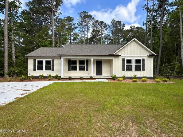 1407 Airport Road NE, Pikeville, NC 27683