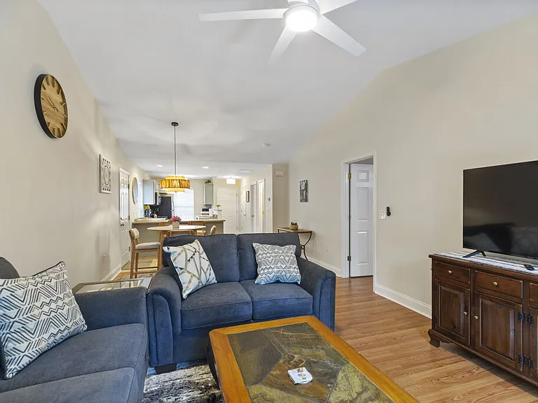 232 Tamarack Dr — Photo 17