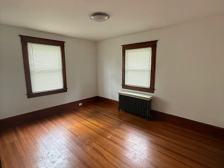 1004 Leeds Ave #1 — Photo 4