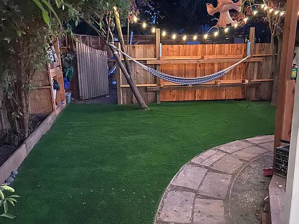 461 66th St, Oakland, CA 94609