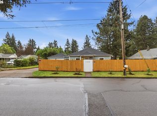 11514 SE Alder St, Portland, OR 97216