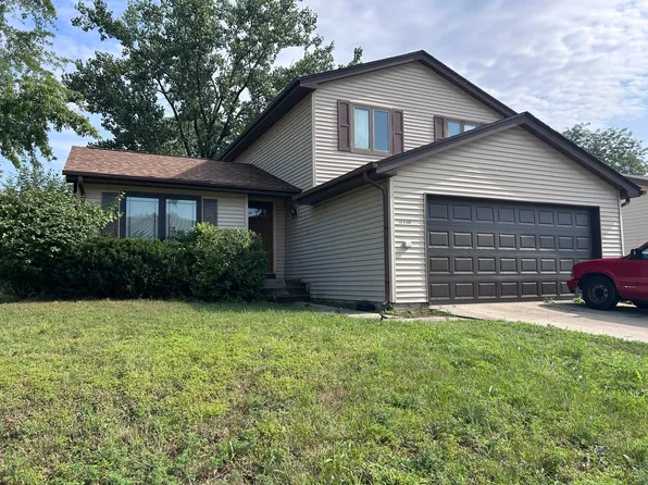 30W060 Hurlingham Dr, Warrenville, IL 60555