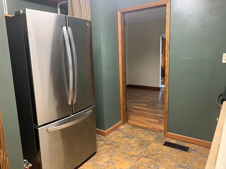 159 Erskine Ave — Photo 15