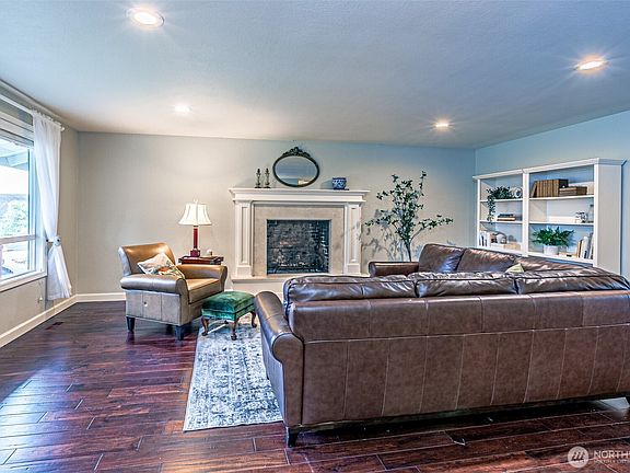 3rd image of 14229 SE 165th Place