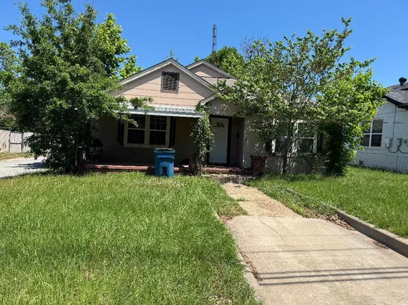 401 E Henderson St, Overton, TX 75684
