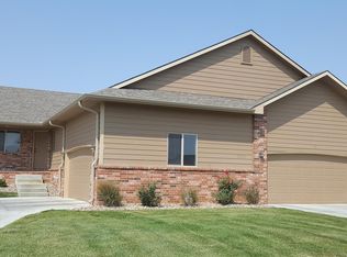 811 S Bristol Cir, Wichita, KS 67207