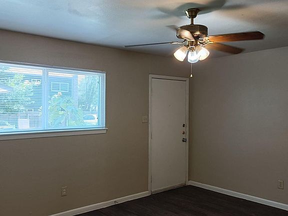 4th image of 700 Franklin Blvd