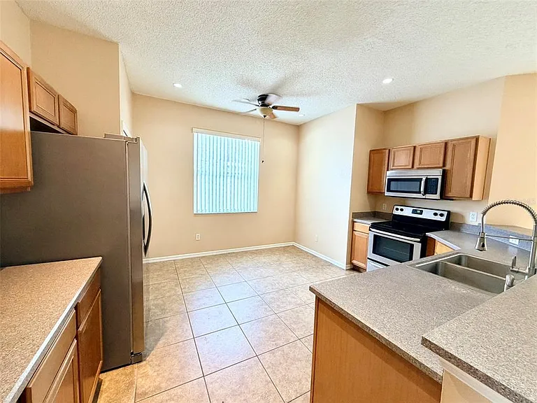 847 Whispering Cypress Ln — Photo 12