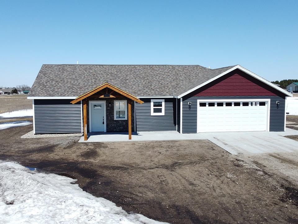 1st image of 202 E Cozy Oak Dr
