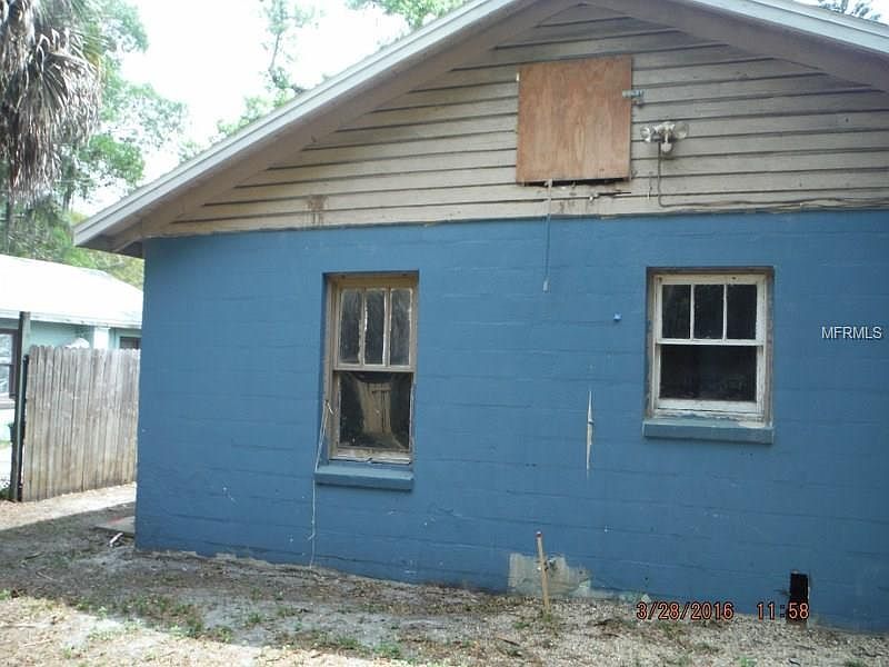 2nd image of 2212 11th St W