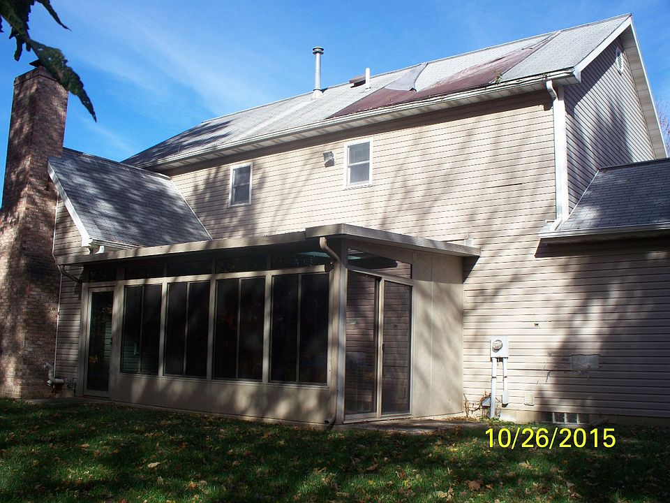 2nd image of 77 Timberlane Dr
