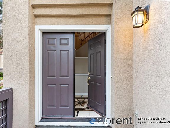 3rd image of 435 Camille Cir Unit 11