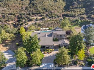2052 Shadow Creek Dr, Agoura Hills, CA 91301