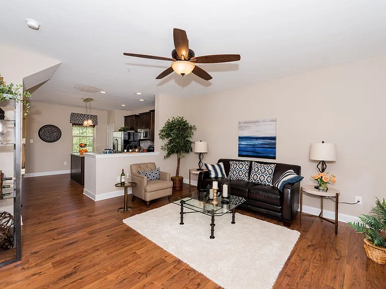 67 Katelyn Dr — Photo 3