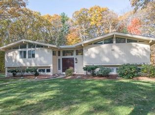7 Lantern Ln, Natick, MA 01760