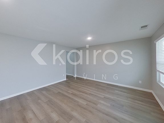 2nd image of 35 E Luminous Way