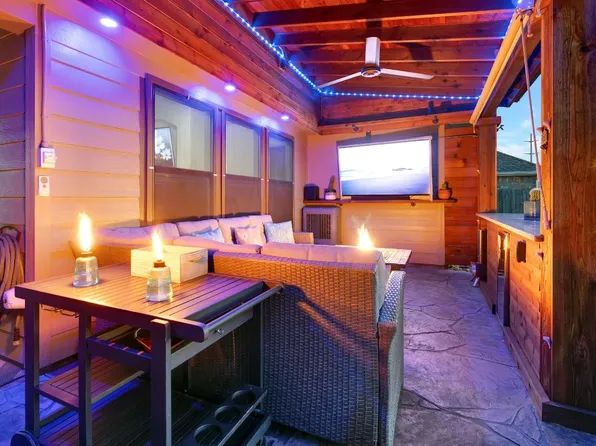 15409 Yarberry Dr, Roanoke, TX 76262