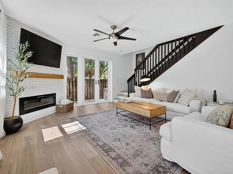 1214 W Las Olas Blvd — Photo 12