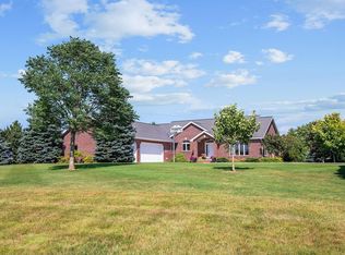 1346 S Madison St, Chilton, WI 53014