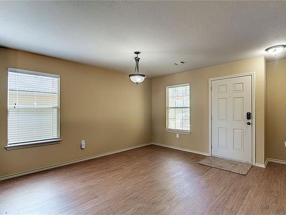 4th image of 11800 Savanna Canyon Ct