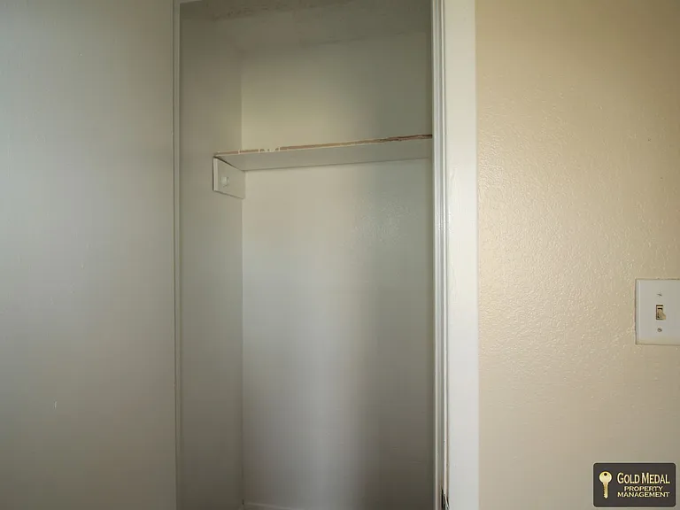 1706 Cole St — Photo 16