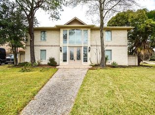 10827 Braesridge Dr, Houston, TX 77071