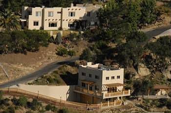 1st image of 20851 Cheney Dr