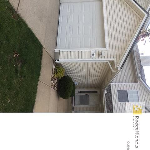 1st image of 725 SE 14th St #140B