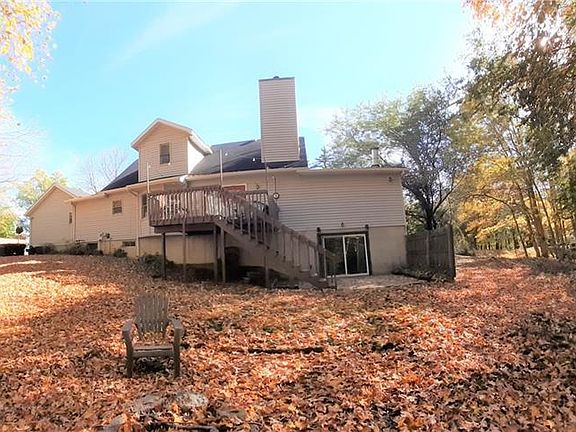 2nd image of 3970 Beechwood Dr
