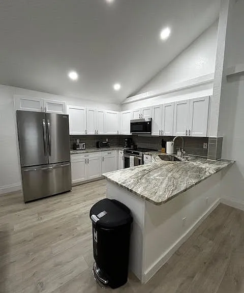 13647 Yarmouth Ct — Photo 2