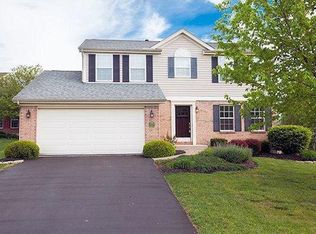 10270 Fawncrest Ct, Loveland, OH 45140