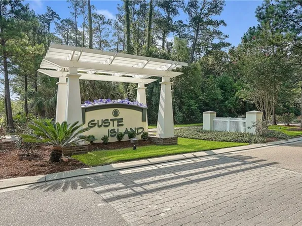 1161 Fox Sparrow Loop, Madisonville, LA 70447