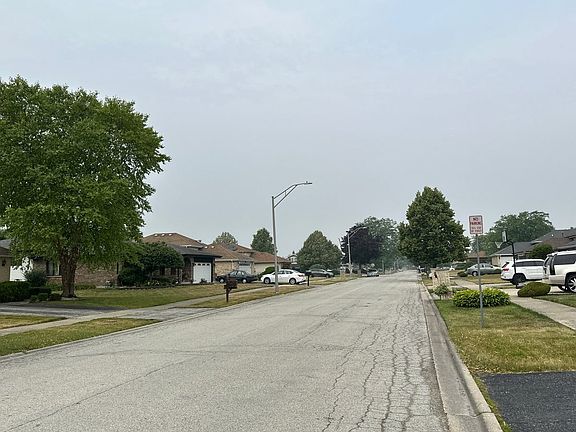 4th image of 6102 White Birch Ln