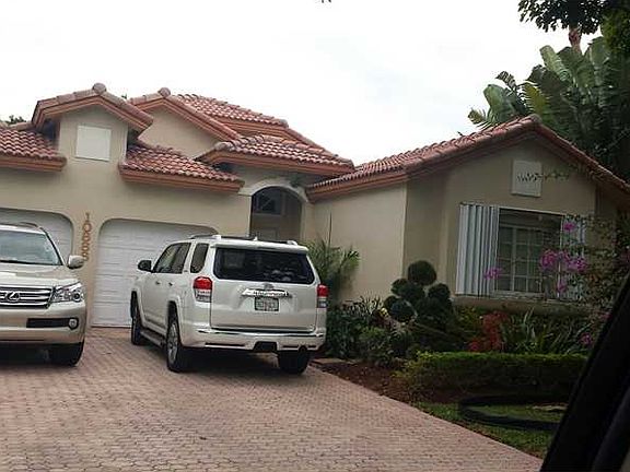 3rd image of 10888 NW 58th Ter