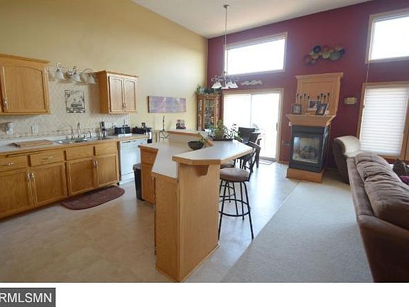 4th image of 22513 Evergreen Cir