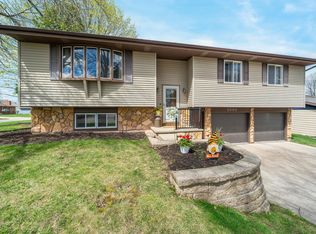 3000 E Killdeer Ln, Appleton, WI 54915