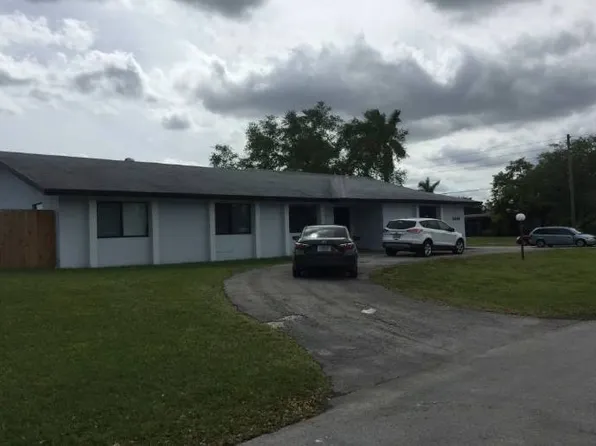 8640 SW 185th St, Cutler Bay, FL 33157