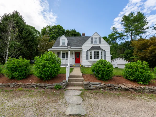 32 Hurlbut Street, Putnam, CT 06260