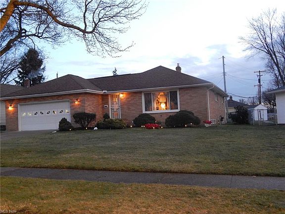 2nd image of 23446 Hillcroft Dr