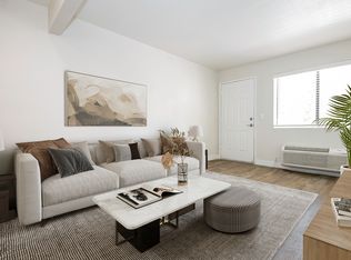 370 E Harmon Ave #C322, Las Vegas, NV 89169