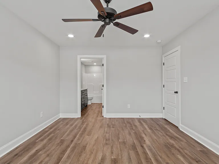 Lucas Ferry Townhomes — Photo 19
