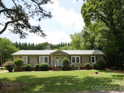 611 6th St SW, Conover, NC, 28613