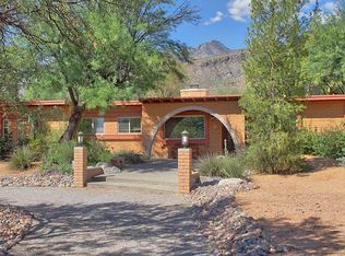 9331 E Walnut Tree Dr, Tucson, AZ 85749