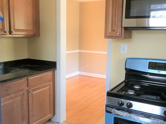 Kitchen + New Range + New Microwave