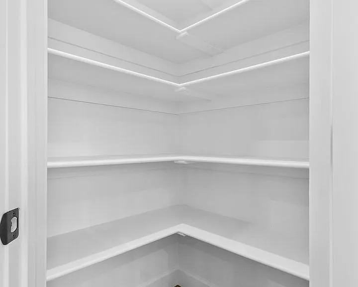 221 Dogwood St — Photo 15