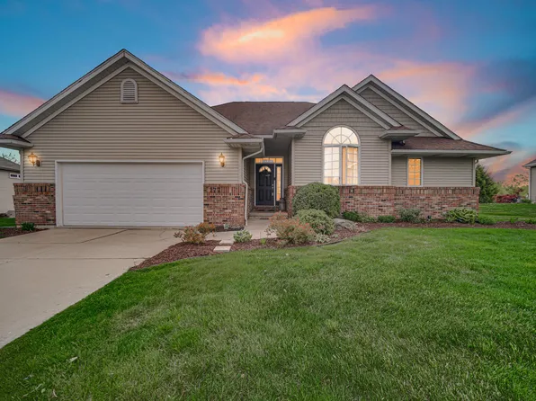 277 Hawkwood Dr, Valparaiso, IN 46385